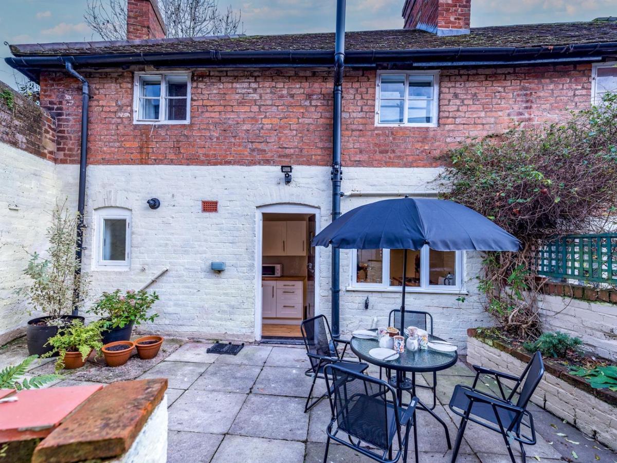 Pass The Keys Cosy 2 Bedroom Victorian Cottage Ludlow Exterior foto
